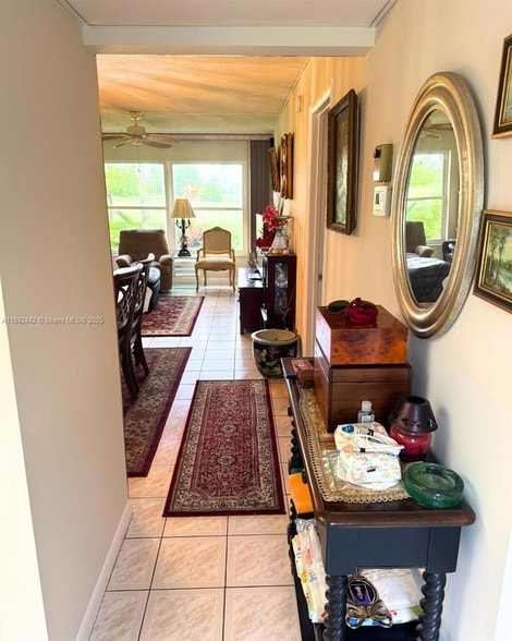 Building Photo - 7787 Golf Cir Dr