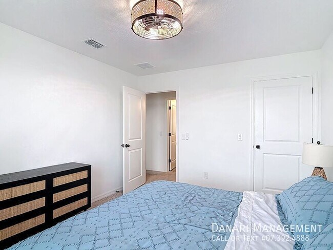Building Photo - 1348 Sterling Pointe Dr