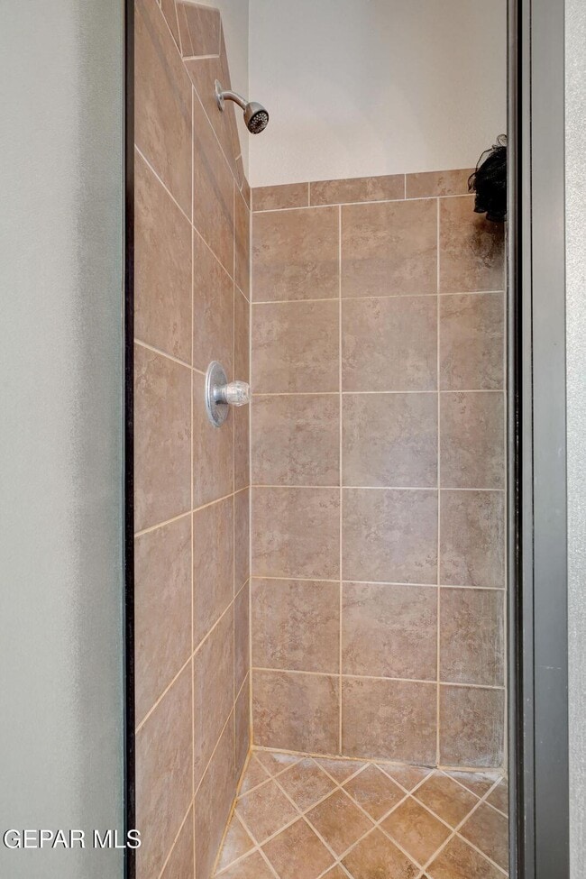 Building Photo - 13240 Emerald River St