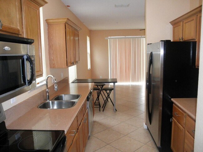 Building Photo - 994 Pipers Cay Dr