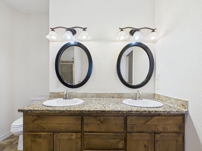 Building Photo - Sunroom Serenity & Backyard Bliss Retreat