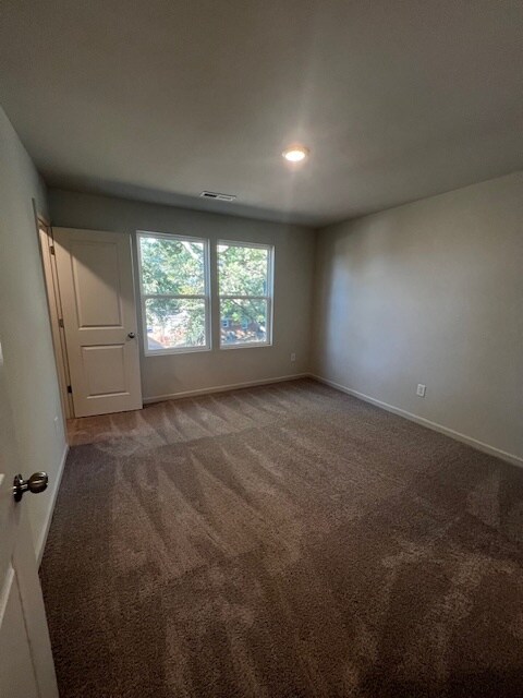 2nd bedroom - 119 Villa Ln