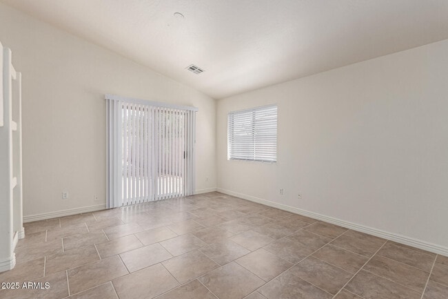 Building Photo - 10624 W Apache St