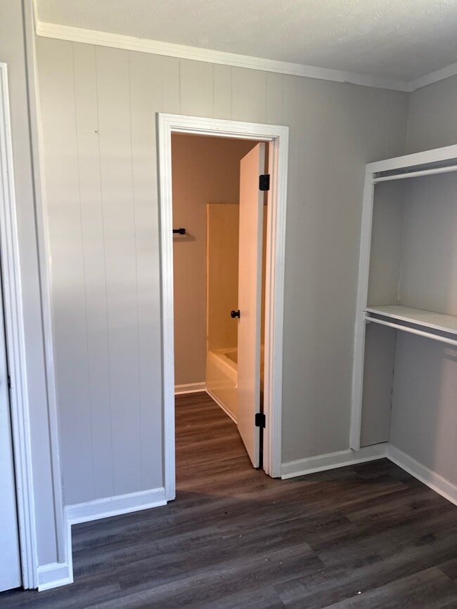 Building Photo - 50 W Cooper St