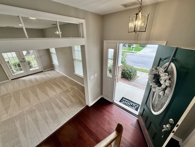 Building Photo - 5 Bedroom Ready NOW! Pet Friendly, Community Pool, Clubhouse, Fitness Center, Kayak Launch, Playg...