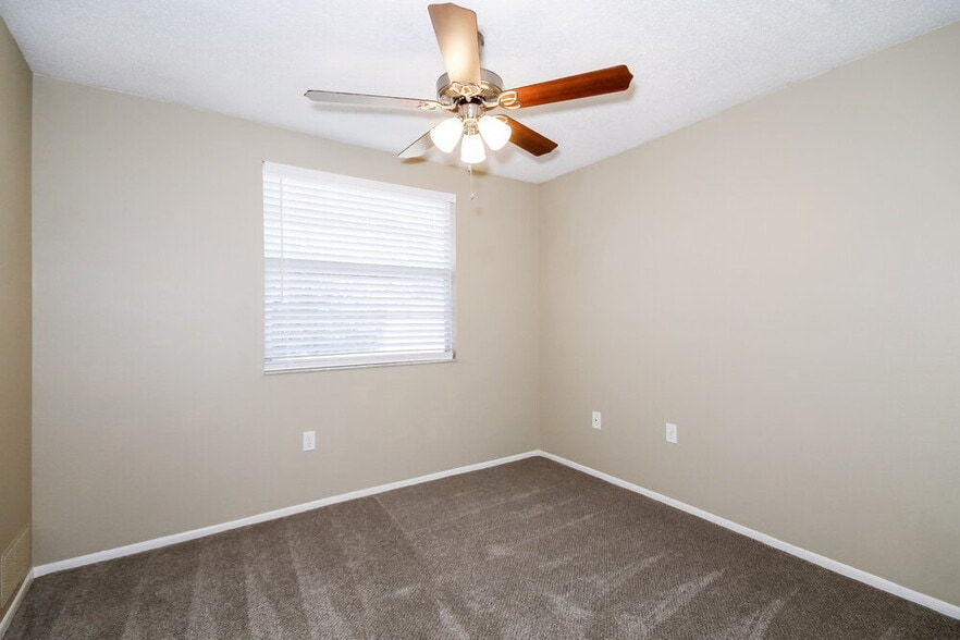 Building Photo - 12053 Shadow Ridge Blvd