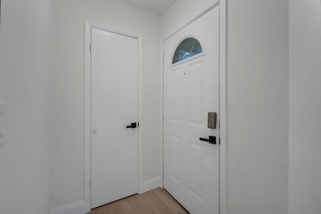 Building Photo - 1303 Charles St