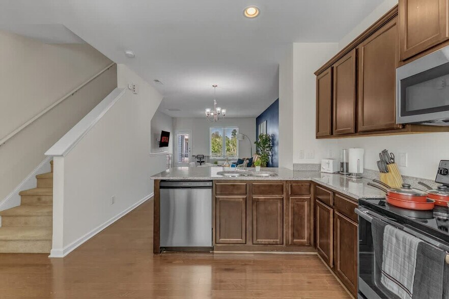 Building Photo - 2622 Wolf Cub Ct