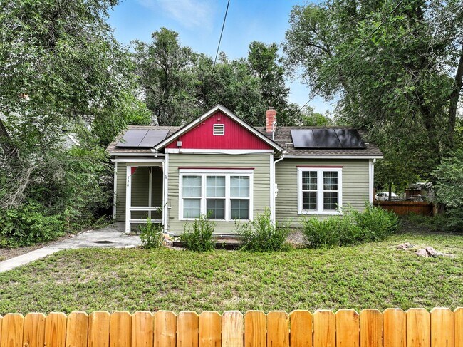 Primary Photo - Beautifully Renovated Home with Modern Com...