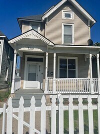 Building Photo - 2219 5th Ave S