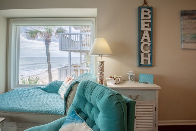 Building Photo - OCEANFRONT OFF-SEASON MONTHLY RENTAL - OCT...