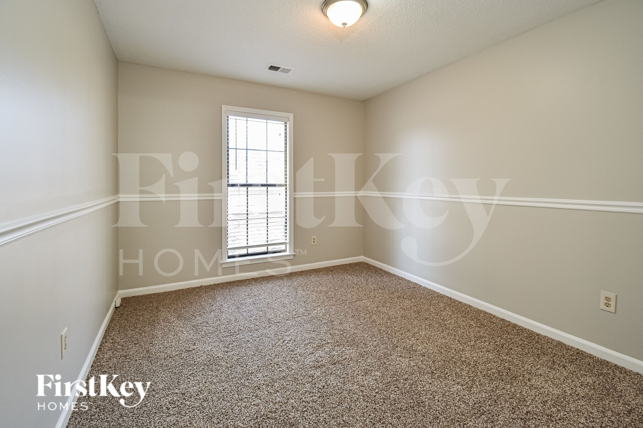 Building Photo - 7600 Lowrance Rd