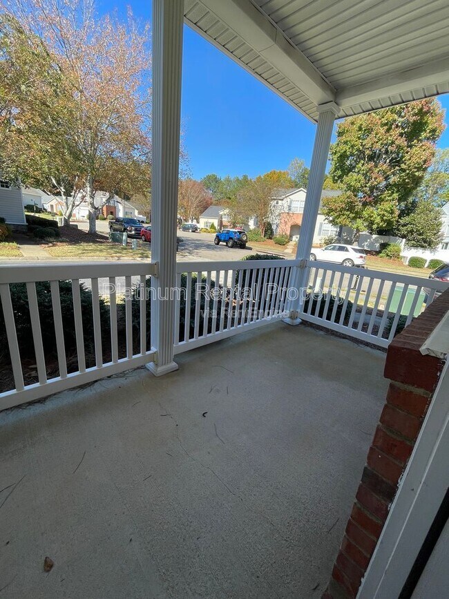 Building Photo - 301 Harmony Ct