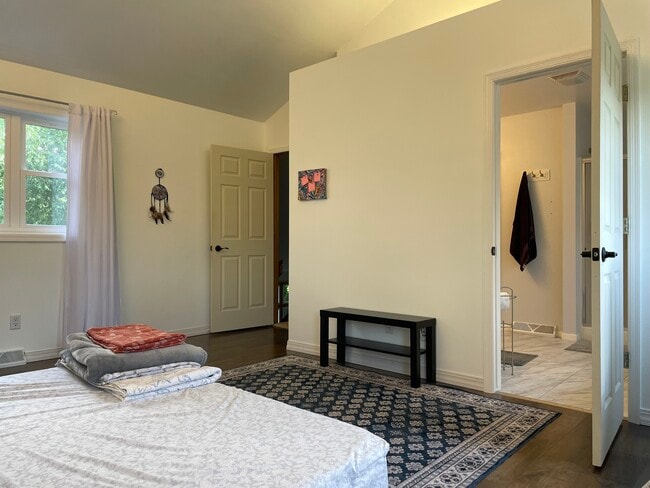 Building Photo - 14 Byars Cir