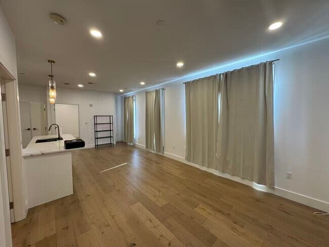 Building Photo - 30 Penniman Rd