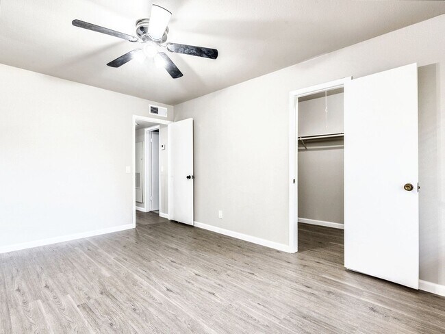 Building Photo - Contemporary 3/BR 1.5/BA Home with Updated...