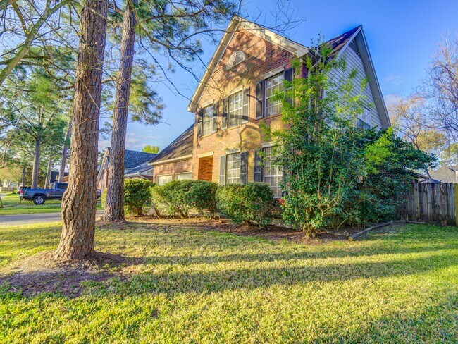 Building Photo - 14406 Fair Knoll Way