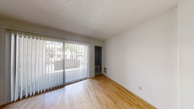 Floorplan - 2028 Dwight Way