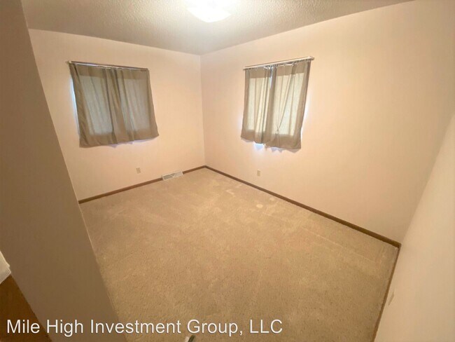 Building Photo - 523 W Jewell St