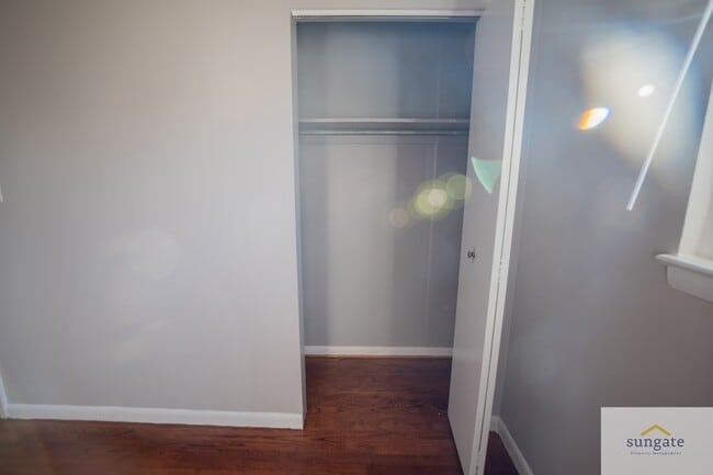 Building Photo - 7411 Kathydale Rd