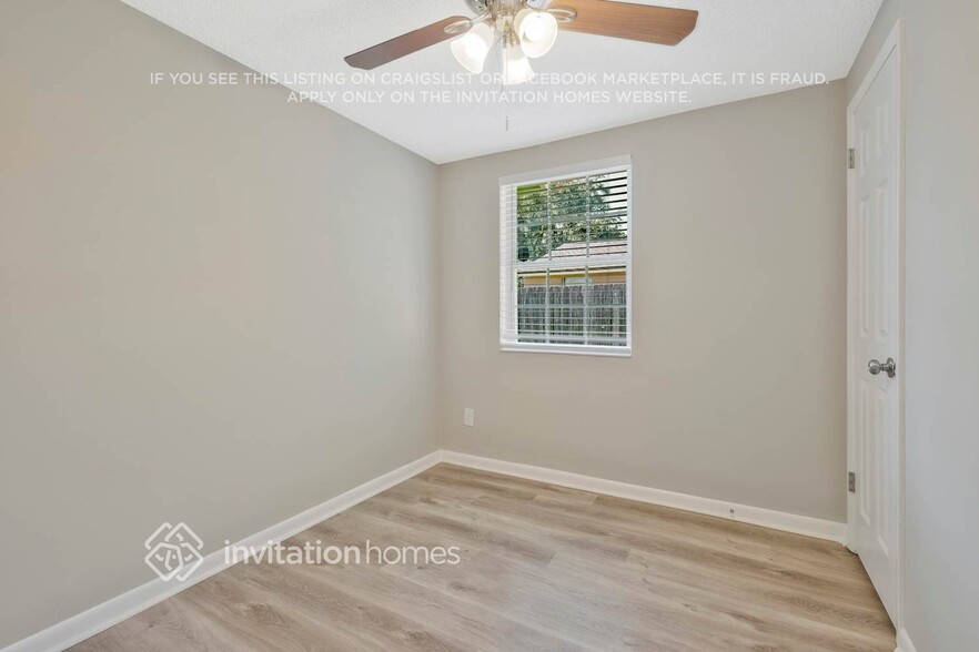 Building Photo - 2771 Commanche Ave