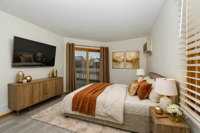 Building Photo - 1371 Cunat Ct