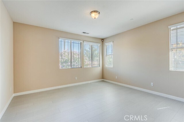 Building Photo - 12336 Hollyhock Dr