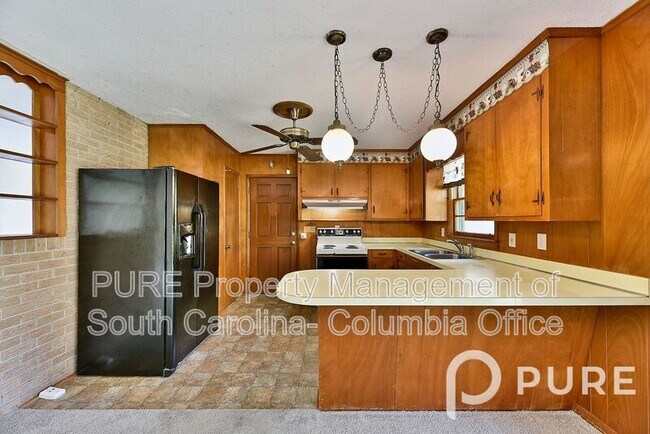 Building Photo - 5912 Barksdale Dr