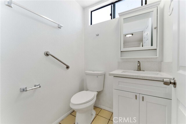 Building Photo - 1230 E Ocean Blvd