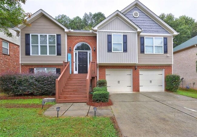 Primary Photo - 1976 Peach Shoals Cir