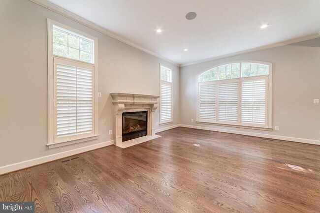 Building Photo - 1472 Carrington Ridge Ln