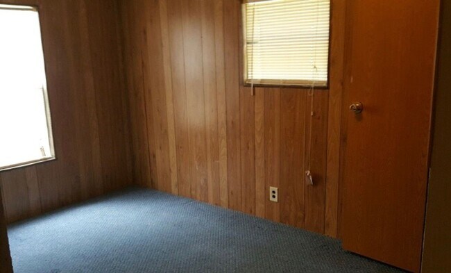 Building Photo - AVAILABLE NOW! NO PETS! $775 a month. Call 803-537-0185