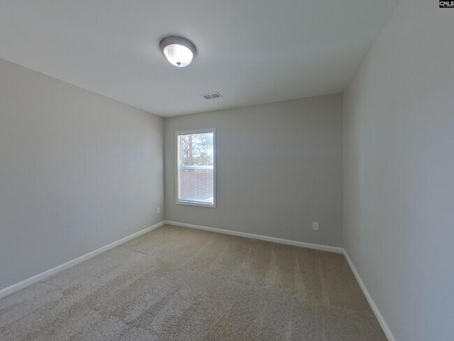 Building Photo - 474 Finch Ln