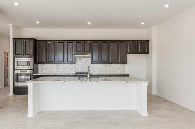 Building Photo - 3223 Harmony Creek Ln