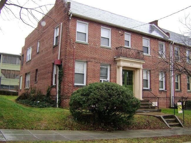 Building Photo - NELSON