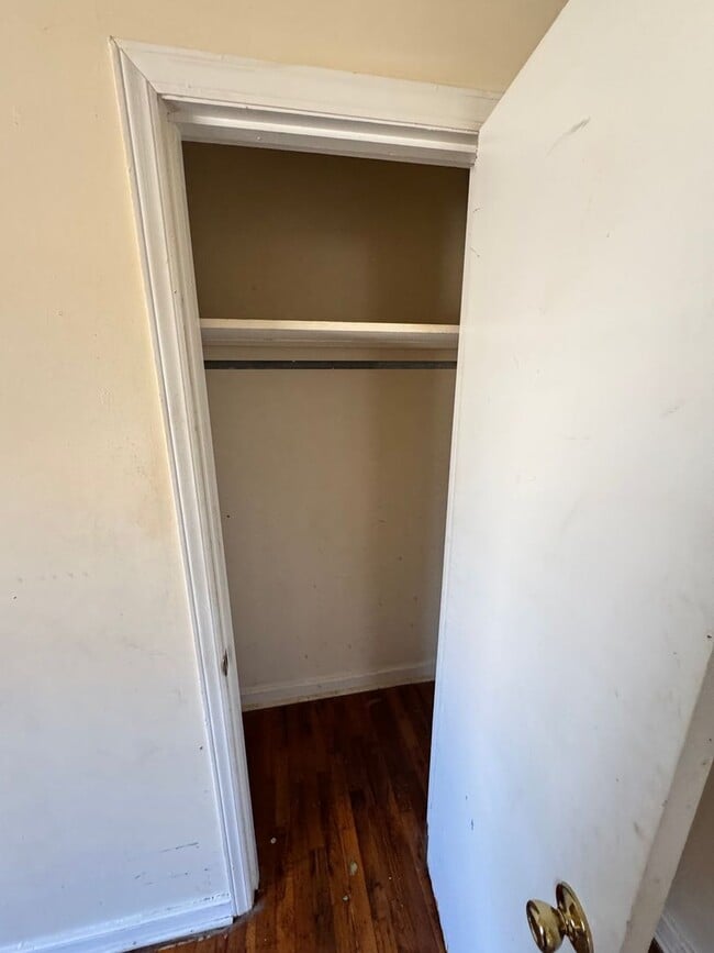 Building Photo - 132 Woodland Ave