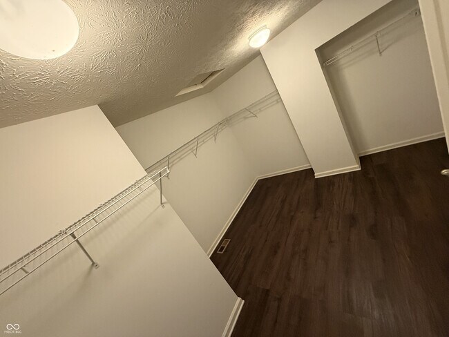 Building Photo - 7824 Newhall Way