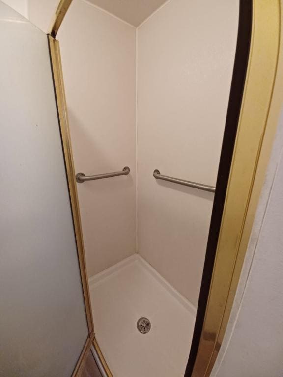 Building Photo - 10179 Bon Oak Dr