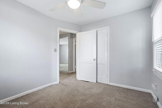 Building Photo - 1047 Seelbach Ave