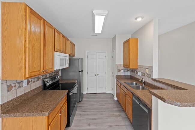 Building Photo - 1713 Kudrow Ln