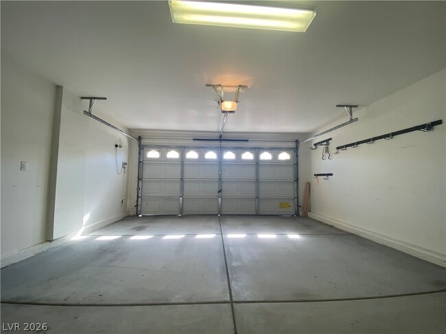 Building Photo - 6542 Samba Ave