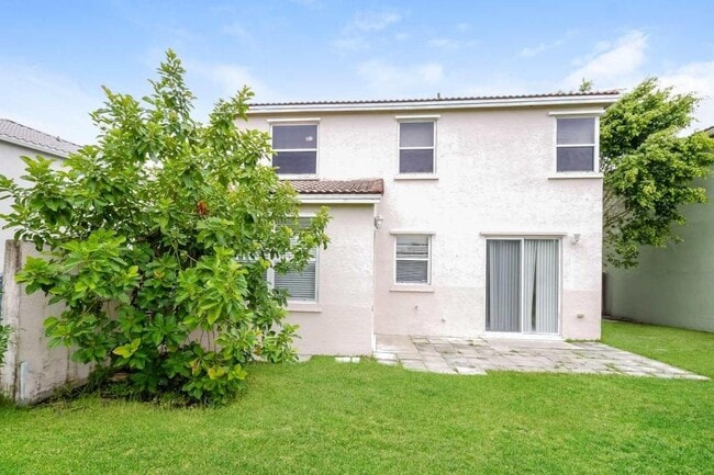 Building Photo - 669 NW 151st Ave