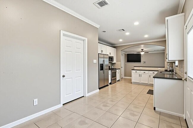 Building Photo - 15347 Wild Timber Trail