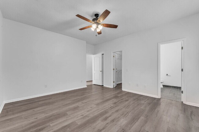 Building Photo - 21 Glencove Ct