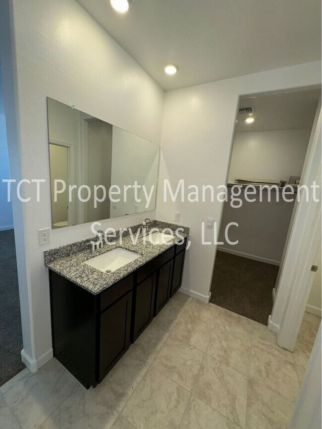 Building Photo - Brand New Home in San Tan Valley!