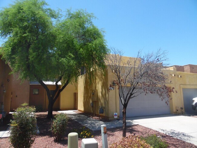 Building Photo - 4179 N Fortune Loop