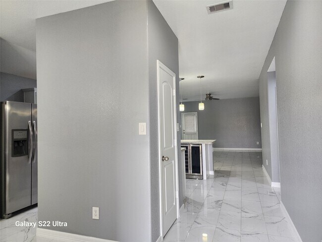 Building Photo - 21007 Whitehaven Bluff Trail