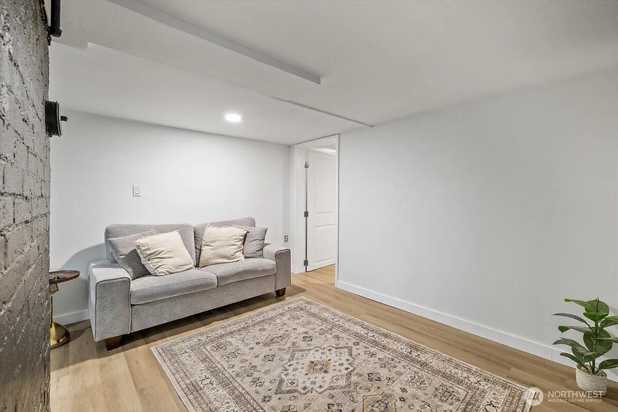 downstairs living room - 3311 25th Ave S