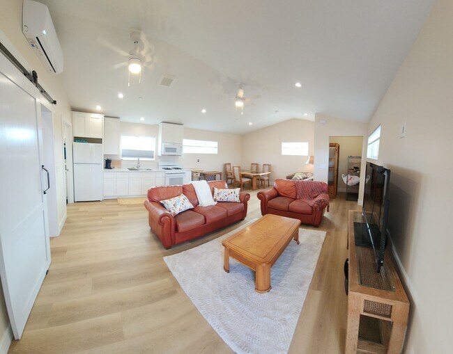 Primary Photo - 1 Bed 1 bath Brand new home in Los Osos-Al...