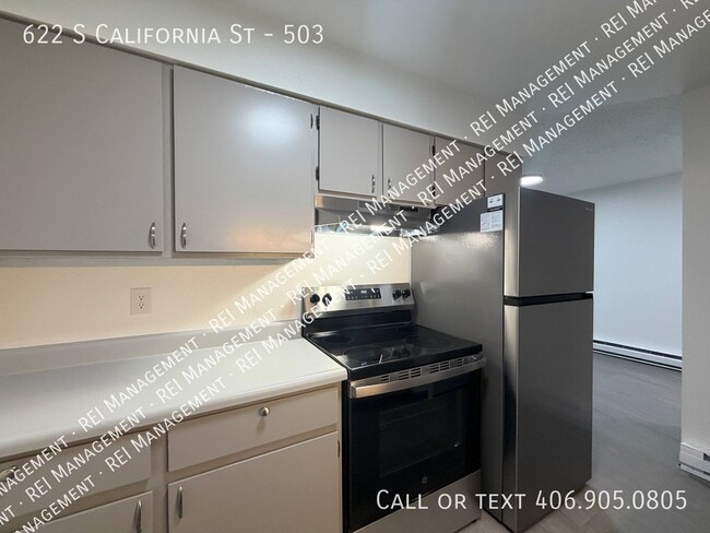 Building Photo - 622 S California St